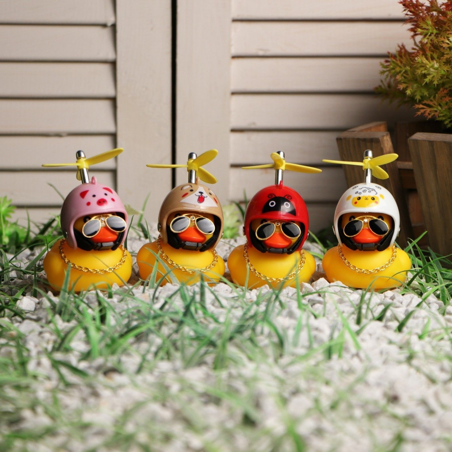 Утка с пропеллером, цвет желтый, микс   4708037