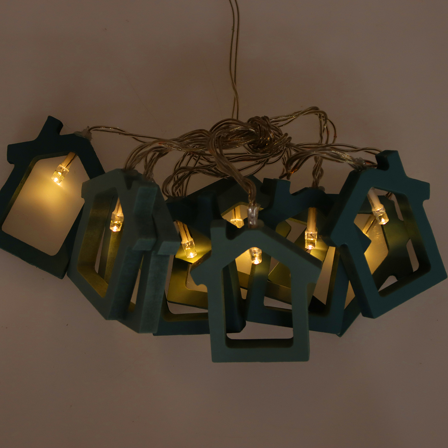 Гирлянда НИТЬ, 1.5 м, с насадк. "Дом синий", Н.С., LED-10-3V, 2*АА (не в компл), фиксинг, Т/БЕЛЫЙ