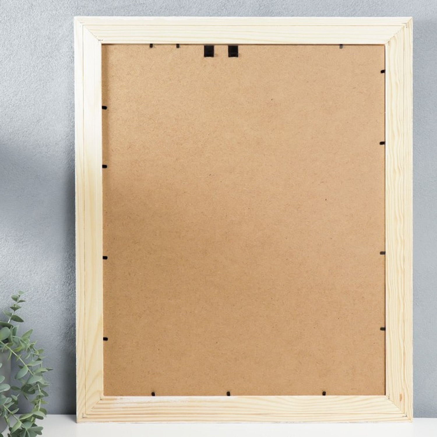 Фоторамка дерево Liza 40х50 см белая (пластиковый экран) 7797234