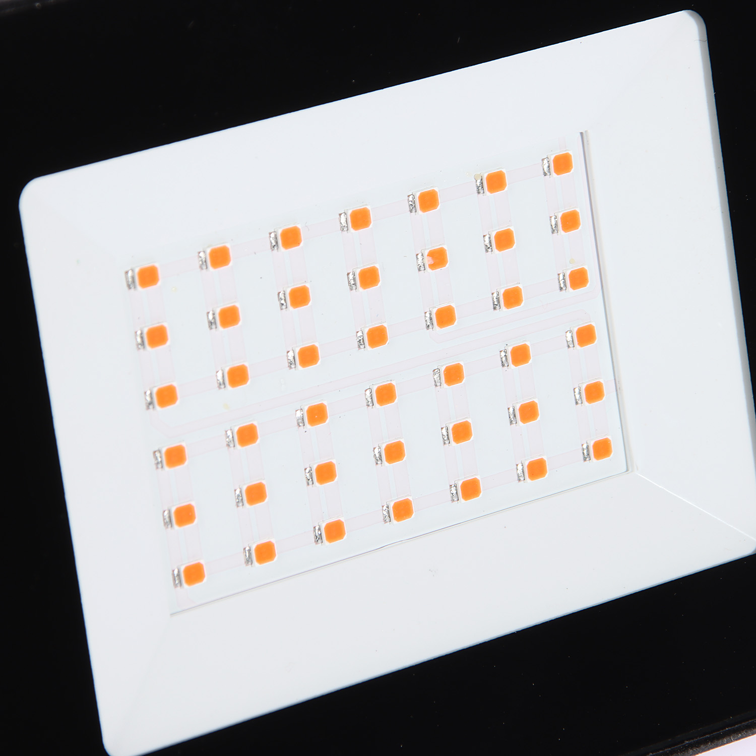 Фитопрожектор светодиодный Smartbuy, 30 В, фиолетовый свет, IP65 Фитопрожектор светодиодный Smartbuy, 30 В, фиолетовый свет, IP65