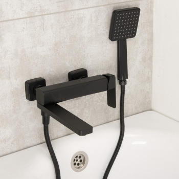 Смеситель для ванны FMARK черный FS8724-22H *1/6